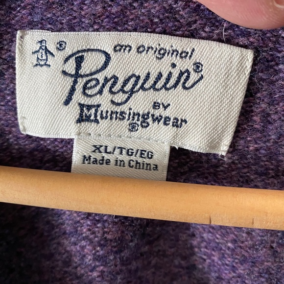 🔮Penguin light sweater🔮 - Picture 5 of 5